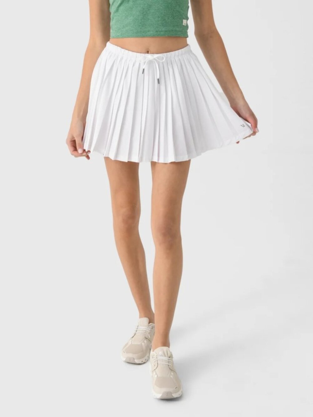 Vouri Women's Clementine Pleated Skirt White Sporty Performance Size M NWT